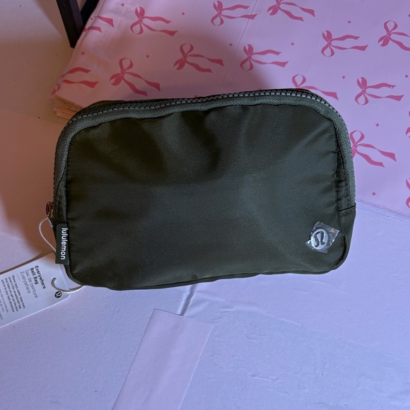 lululemon athletica Other - lululemon athletica Dark Green Toiletry Bag